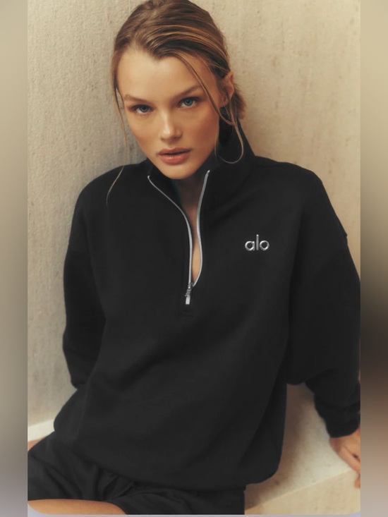 ALO Yoga Tops - ALO Accolade 1/4 Zip Pullover with Silver Logo